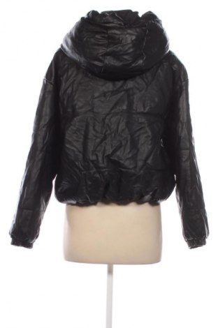 Damen Lederjacke Stradivarius, Größe S, Farbe Schwarz, Preis 28,99 €