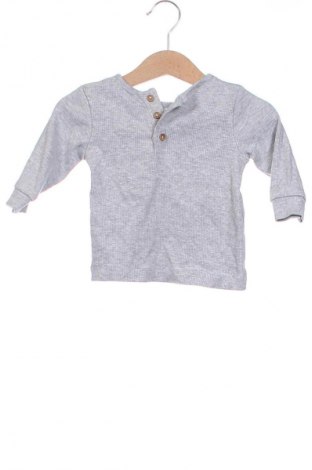 Kinder Shirt, Größe 3-6m/ 62-68 cm, Farbe Grau, Preis 3,99 €