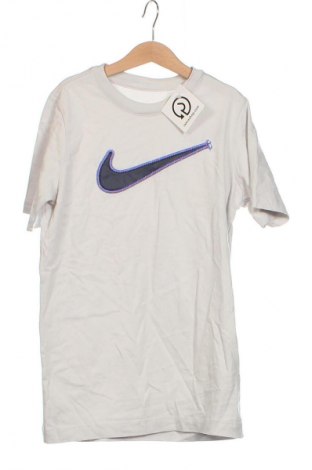 Kinder T-Shirt Nike, Größe 10-11y/ 146-152 cm, Farbe Grau, Preis 13,49 €