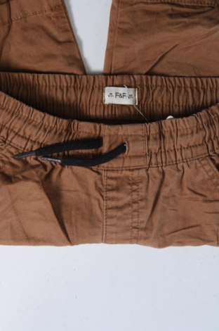 Kinder Shorts F&F, Größe 6-7y/ 122-128 cm, Farbe Braun, Preis € 6,99