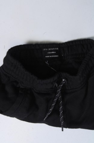 Pantaloni scurți pentru copii Primark, Mărime 2-3y/ 98-104 cm, Culoare Negru, Preț 32,99 Lei