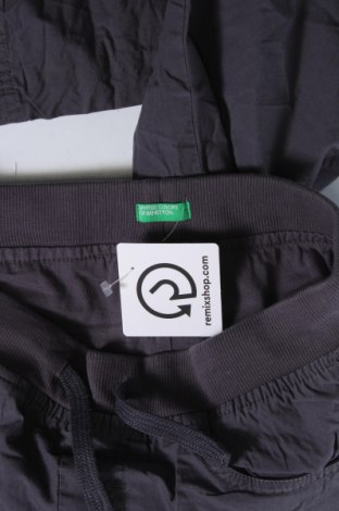 Pantaloni pentru copii United Colors Of Benetton, Mărime 8-9y/ 134-140 cm, Culoare Gri, Preț 41,99 Lei