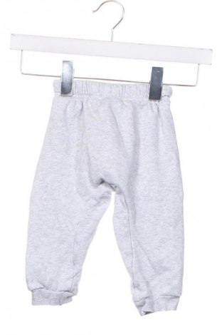 Kinder Sporthose Adidas, Größe 6-9m/ 68-74 cm, Farbe Ecru, Preis 17,90 €