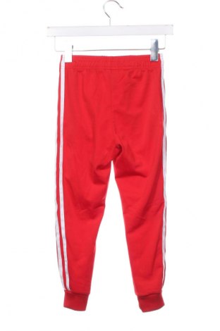 Kinder Sporthose Adidas Originals, Größe 6-7y/ 122-128 cm, Farbe Rot, Preis 20,03 €