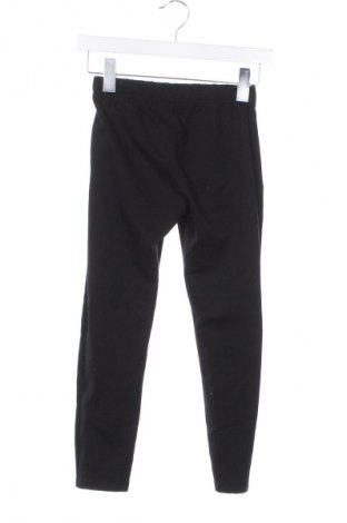 Kinder Sporthose LC Waikiki, Größe 5-6y/ 116-122 cm, Farbe Schwarz, Preis 7,99 €