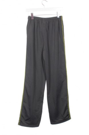 Pantaloni de trening, pentru copii Nike, Mărime 12-13y/ 158-164 cm, Culoare Gri, Preț 109,99 Lei