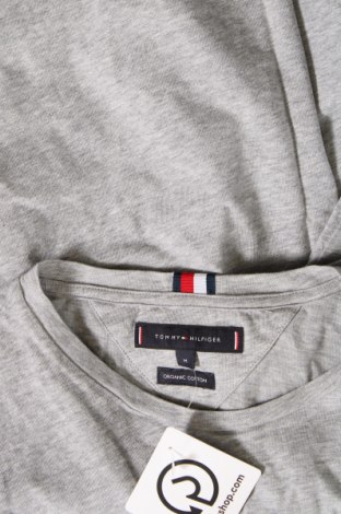 Pánské tričko  Tommy Hilfiger, Velikost M, Barva Šedá, Cena  299,00 Kč