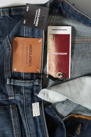 Pánske džínsy  Jack & Jones, Veľkosť S, Farba Modrá, Cena  44,45 €