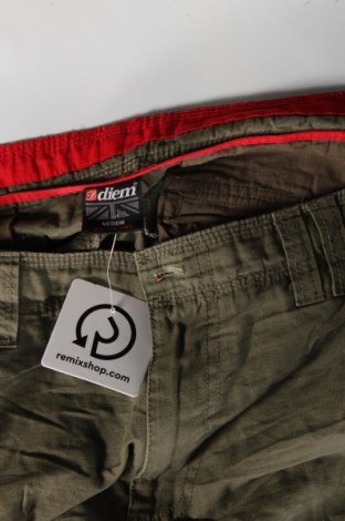 Herren Shorts, Größe M, Farbe Grün, Preis € 14,99