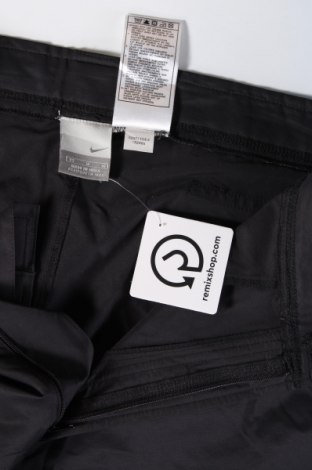 Pantaloni scurți de bărbați Nike, Mărime M, Culoare Negru, Preț 111,99 Lei