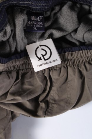 Herrenhose, Größe XL, Farbe Grün, Preis € 15,49