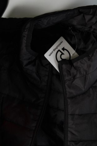 Herrenjacke, Größe L, Farbe Schwarz, Preis € 17,49