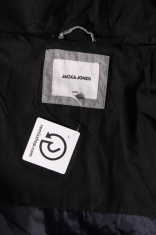 Мъжко яке Core By Jack & Jones, Размер M, Цвят Сив, Цена 20,99 лв.