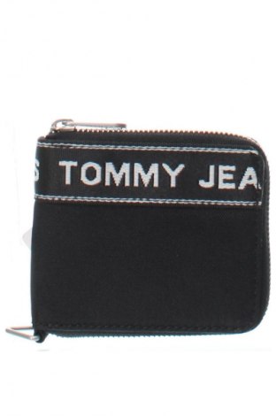 Портмоне Tommy Jeans, Цвят Черен, Цена 33,24 лв.