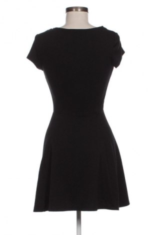 Rochie Bershka, Mărime S, Culoare Negru, Preț 59,99 Lei