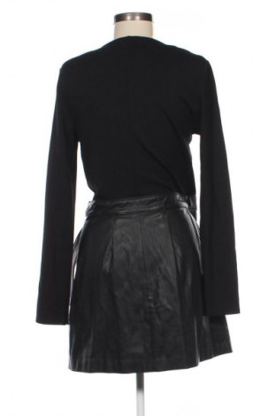 Rochie Bershka, Mărime L, Culoare Negru, Preț 73,98 Lei