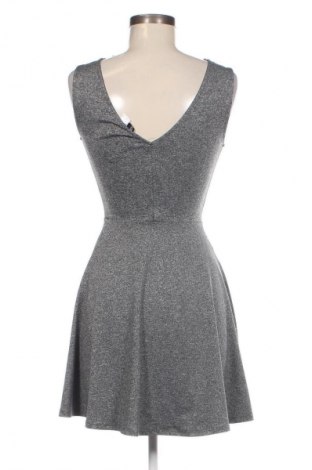 Kleid H&M Divided, Größe S, Farbe Grau, Preis 11,49 €