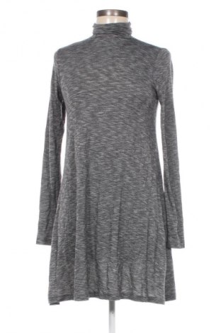 Kleid ONLY, Größe XS, Farbe Grau, Preis € 18,99