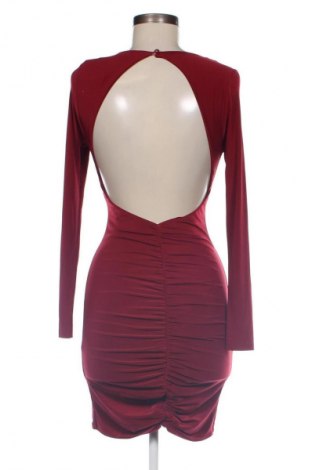 Kleid Pretty Little Thing, Größe M, Farbe Rot, Preis 20,49 €