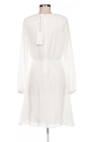 Kleid White, Größe M, Farbe Weiß, Preis € 23,53