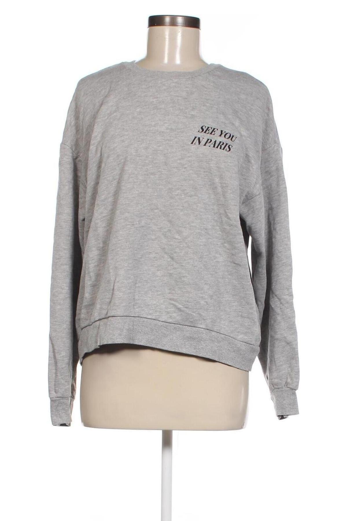 Damen Shirt Bershka, Größe M, Farbe Grau, Preis € 4,49