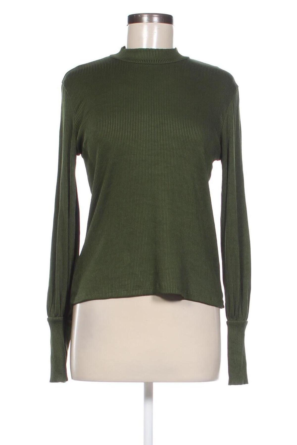 Damen Shirt Stradivarius, Größe L, Farbe Grün, Preis € 6,49