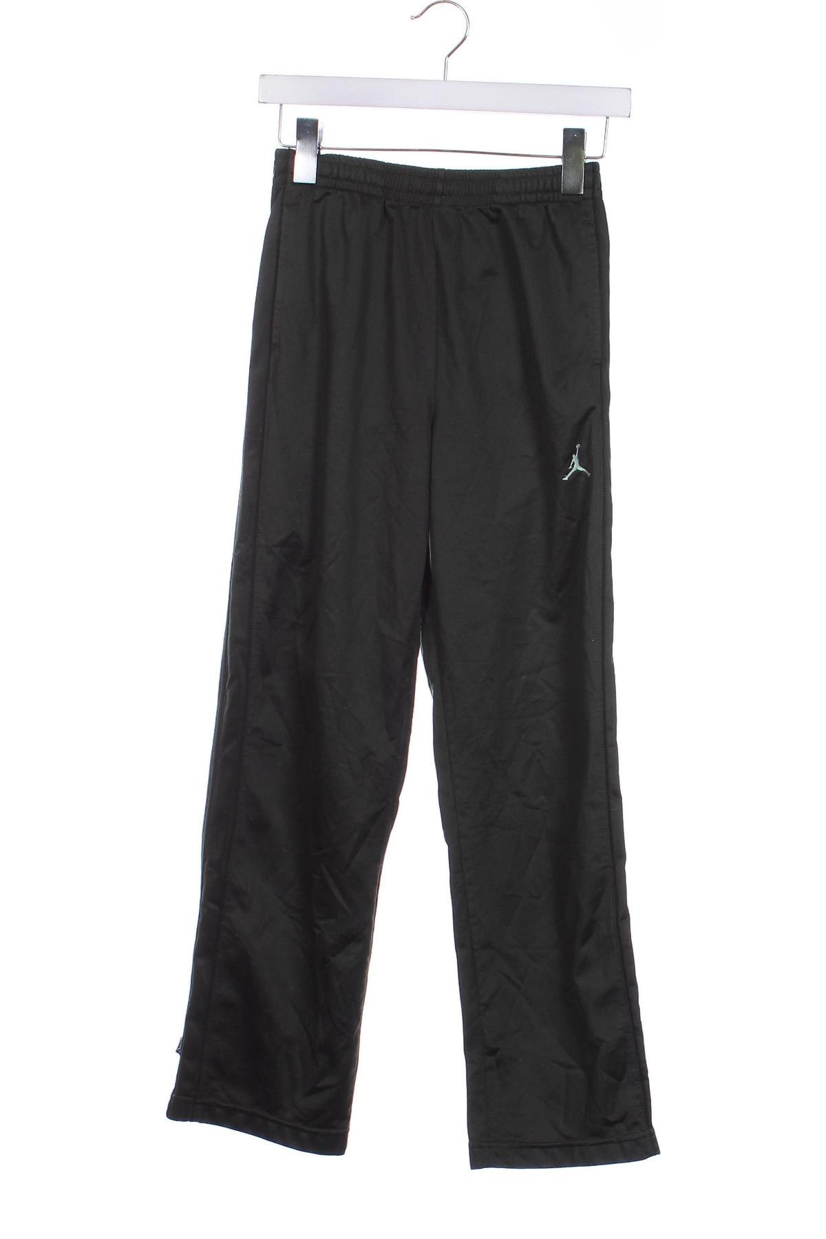 Pantaloni de trening, pentru copii Air Jordan Nike, Mărime 11-12y/ 152-158 cm, Culoare Verde, Preț 119,99 Lei