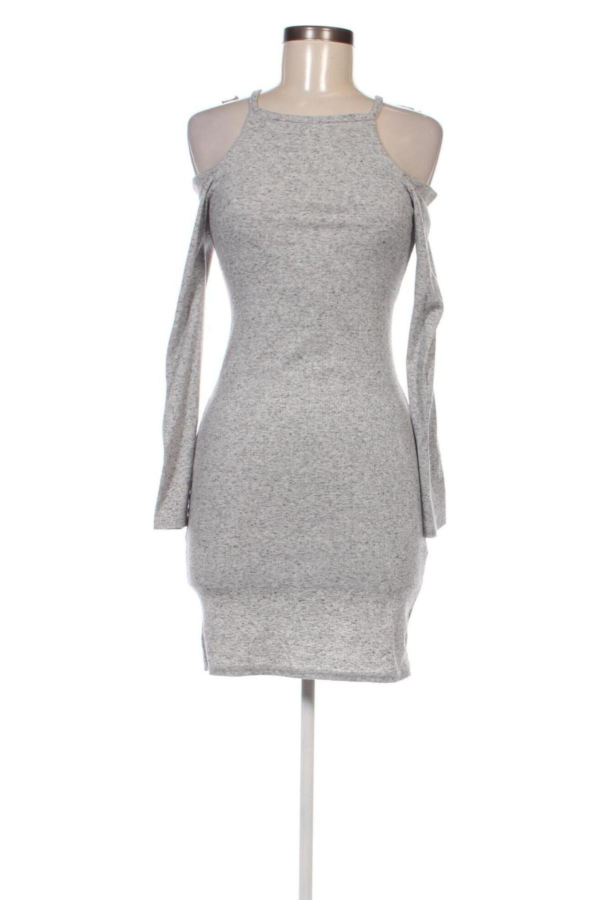 Kleid Boohoo, Größe M, Farbe Grau, Preis 10,99 €