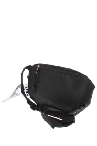 Torebka Mezzo, Kolor Czarny, Cena 107,99 zł