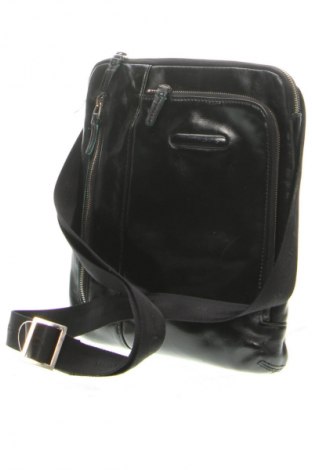 Táska Piquadro, Szín Fekete, Ár 52 956 Ft