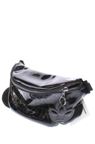 Saszetka do pasa Adidas, Kolor Czarny, Cena 121,84 zł