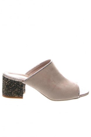 Чехли Adam's Shoes, Размер 39, Цвят Многоцветен, Цена 75,99 лв.