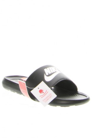 Чехли Nike, Размер 44, Цвят Черен, Цена 45,99 лв.