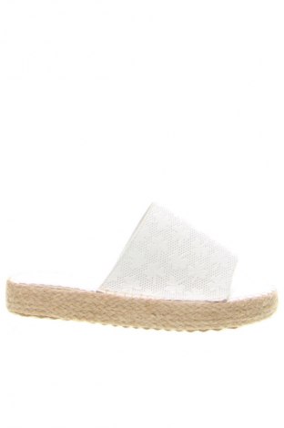 Papuci RunnerBoss, Mărime 38, Culoare Alb, Preț 235,99 Lei