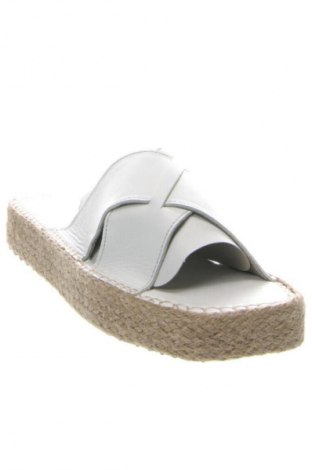 Japonki RunnerBoss, Rozmiar 39, Kolor Biały, Cena 133,99 zł