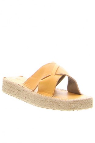 Pantolette RunnerBoss, Größe 39, Farbe Orange, Preis 61,99 €