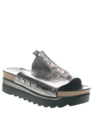 Γυναικείες παντόφλες Unbranded, Μέγεθος 39, Χρώμα Ασημί, Τιμή 38,99 €