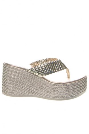 Pantolette Unbranded, Größe 39, Farbe Golden, Preis 21,99 €