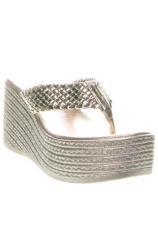 Pantolette Unbranded, Größe 39, Farbe Golden, Preis 21,99 €