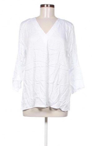 Dámská halenka Base Level, Velikost L, Barva Bílá, Cena  939,00 Kč