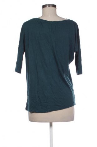 Дамска блуза Bershka, Размер M, Цвят Многоцветен, Цена 15,99 лв.