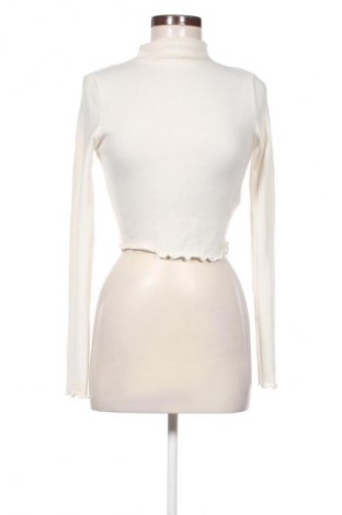 Γυναικεία μπλούζα Bershka, Μέγεθος M, Χρώμα Λευκό, Τιμή 9,72 €