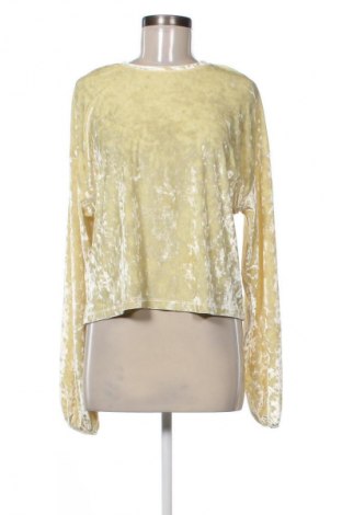 Γυναικεία μπλούζα Bershka, Μέγεθος L, Χρώμα Κίτρινο, Τιμή 9,99 €