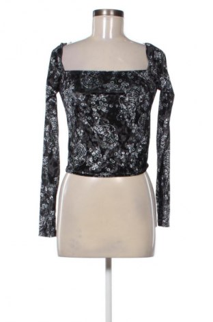 Női blúz Bershka, Méret L, Szín Sokszínű, Ár 6 177 Ft