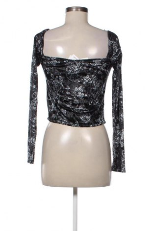 Női blúz Bershka, Méret L, Szín Sokszínű, Ár 6 177 Ft