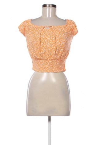 Дамска блуза Bershka, Размер M, Цвят Многоцветен, Цена 24,99 лв.