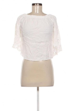 Дамска блуза Bershka, Размер XS, Цвят Бял, Цена 12,99 лв.
