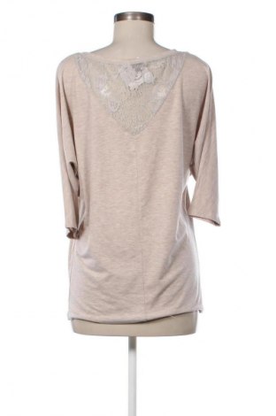 Damen Shirt Bershka, Größe M, Farbe Beige, Preis 6,14 €