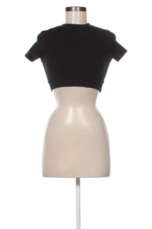 Дамска блуза Bershka, Размер S, Цвят Черен, Цена 19,00 лв.