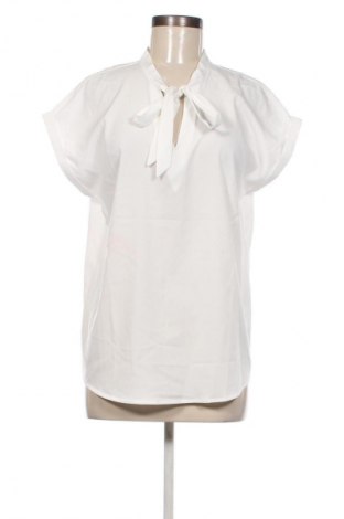 Damen Shirt Bruno Banani, Größe M, Farbe Weiß, Preis 18,99 €